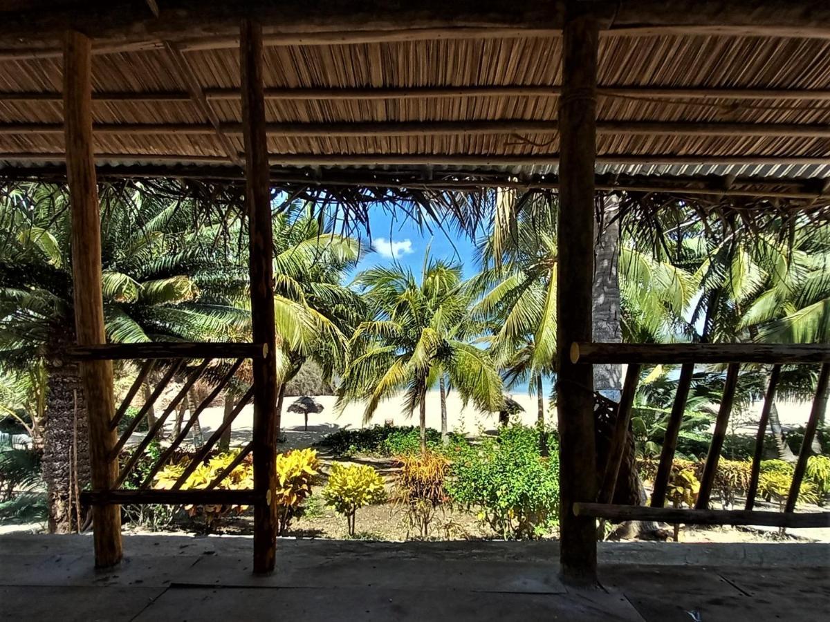 Moheli Laka Lodge Nioumachoua Exterior foto